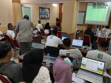 Pelatihan Penatausahaan Keuangan Desa dan Implementasi Aplikasi SISKEUDES Kec Batu Putih Kab Berau September 2024