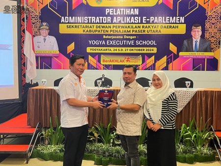 Pelatihan Administrator Aplikasi E-Parlemen SEKWAN Kab Penajam Paser utara Prov Kaltim Oktober 2024