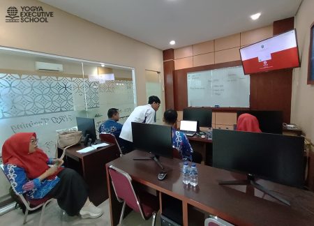 Pelatihan Kearsipan Elektronik dengan aplikasi E-Filing DPMPTSP Kab Bulungan Prov Kalimantan Utara Oktober 2024