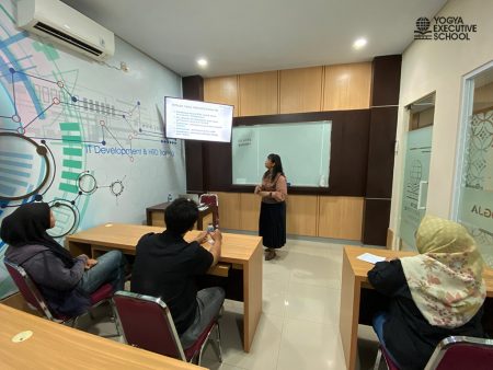 Pelatihan Public Speaking (FH) Universitas Tadulako Palu Desember 2024